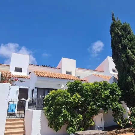 Sunningdale Village Golf Del Sur * 산미겔데아보나